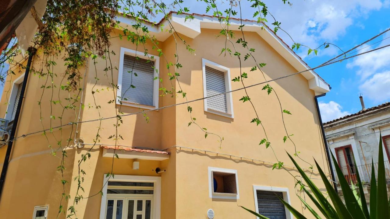 Casa Vacanze La Melagrana Modica Ngoại thất bức ảnh
